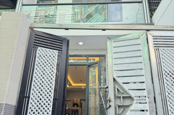 Bán nhà đẹp Huỳnh Tấn Phát, Tân Phú, Quận 7 - 4.63m x 23m