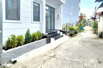 Nhà cấp 4 diện tích gần 90m² chỉ % tỷ 9, hẻm ô tô 1627 Huỳnh Tấn Phát, Q7