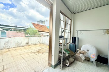 Giáp Quận 10 vài bước ra đường Xe Hơi Nha Chính Chủ Lâu năm