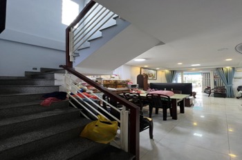 Nhà Bán Bình Thạnh 5 Tầng, 4x13m, Hxh 6m, Gần Vincom Nguyễn Xí