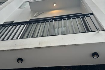 NHÀ MỚI FULL NỘI THẤT Ô TÔ VÀO NHÀ Phố Nguyễn Văn Linh 45m2 X 6 Tầng 11.3 tỷ Long Biên