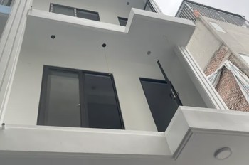 NHÀ MỚI ĐẸP Ở LUÔN Phố Nguyễn Văn Linh 42m2 X 5 Tầng mặt tiền 3.8m, 6.88 tỷ Long Biên