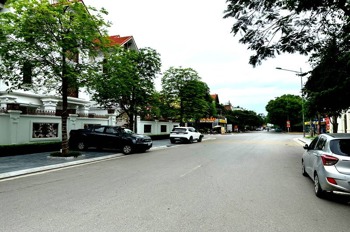 Bán Biệt Thự Pháp Vân Hoàng Mai 286m2 - 5 Tầng, Mặt Tiền 30m - Giá 54.5 Tỷ