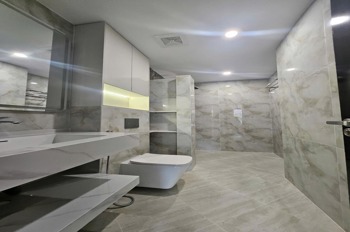 Nhà Mặt Ngõ Trần Duy Hưng 49m² - 5 Tầng - Giá 13.3 Tỷ