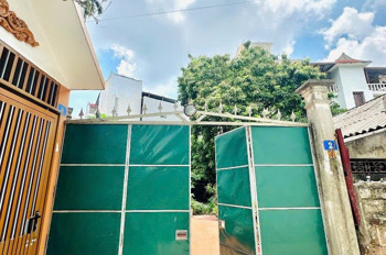 Chính chủ bán lô Ngọc Thụy Long Biên ,đất 71m2, mt 10m cực đẹp, vài bước ra đường to, giá đầu tư