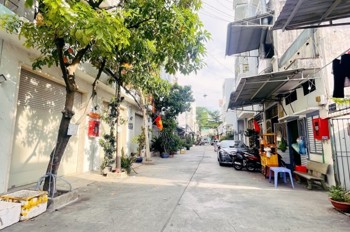 Bán nhà Đô Đốc Long, Tân Phú - DT 72m2, 4 Tầng, Hẻm 5m xe hơi vào nhà