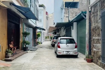 NHÀ MỚI ĐỦ NỘI THẤT O TOO VÀO Bát Khối 33m2 X 6 tầng 7.9 tỷ Long Biên Hà Nội