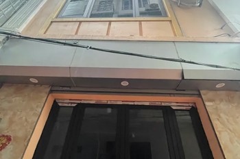 BÁN NHÀ RIÊNG Phố Ngọc Thụy 40m2 X 5 tầng MT4.1 m, 7 tỷ Long Biên Hà Nội