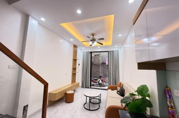 NHÀ MỚI FULL NỘI THẤT Ngõ Thịnh Hào 25m2 X 5 tầng 6.18 Tỷ Đống Đa Hà Nội