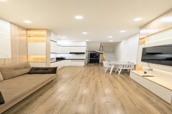 Bán Nhà Quận 10 - 31.5m² - 4 Tầng - Chỉ 6 Tỷ - Vị Trí Đắc Địa