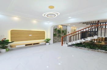 Bán nhà 3 tầng Thủ Đức - Hẻm xe hơi, Nội thất xịn - Giá 4.85 tỷ