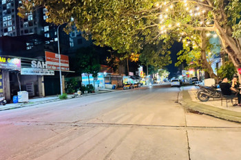 NHÀ 5 TẦNG – 25 PHÒNG – TRUNG TÂM DĨ AN