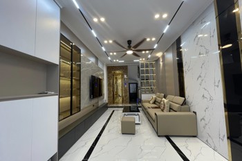 Nhà Phố Tây Hồ - Thiết Kế Đẳng Cấp - Thang Máy - 7 tầng - nhỉnh 12 tỷ