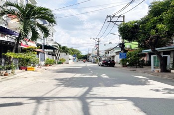 Nhà Mặt Tiền Tân Phú - 84m2 - Giá 11.x Tỷ Thương Lượng