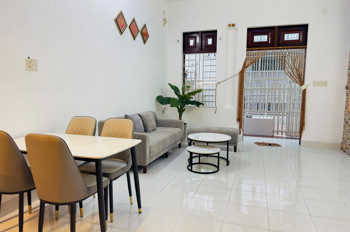 Bán nhà vị trí đẹp gần biển diện tích ngang 7,5m, tổng hơn 80m², thiết kế thoáng mát hiện đại