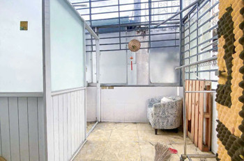 Trung Tâm Tiện Ích Quận 10 vài bước ra đường xe hơi