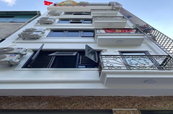 Bán Nhà Mặt Phố Lai Xá 7 Tầng, Thang Máy, Gara Ô Tô - Kinh Doanh, Văn Phòng - 15 Tỷ