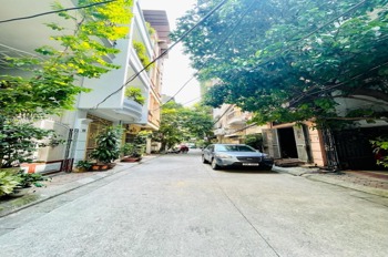 Bán nhà phố Lạc Trung, Hai Bà Trưng - 73m², 4 Tầng, Mặt Tiền Rộng - Giá 28.5 Tỷ