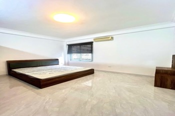 Khu Hoàng Cầu 6 Tầng, 45m² - 10.8 Tỷ - Lô Góc, Full Nội Thất