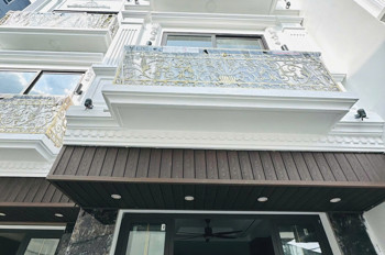 Bán nhà Bát Khối, Long Biên , thang máy