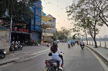 SIÊU MẶT PHỐ TRÍCH SÀI VIEW HỒ TÂY - VỈA HÈ ĐÁ BÓNG - KINH DOANH ĐẮC ĐỊA - 1 MẶT PHỐ + 1 MẶT NGÕ 