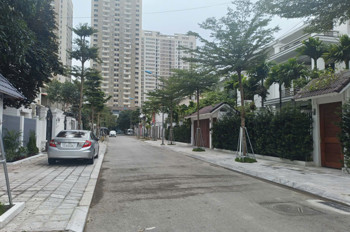 Biệt thự Tân Tây Đô 214.2m2 - 3 tầng - MT 12m, vị trí đẹp, giá 29,9 tỷ