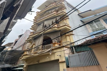 Bán nhà Cầu Giấy 5 Tầng, Gara Ô Tô - 30m Ra Phố - Giá 19.3 Tỷ