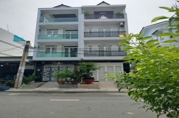 Bán nhà mặt tiền 4 tầng Quận 6 - 11.2 tỷ - Vị trí đắc địa, giao thông thuận tiện