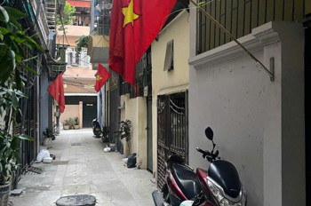 Bán nhà Khương Hạ - Ngõ đẹp nhà rộng 60m 4 tầng chỉ 20m ra phố