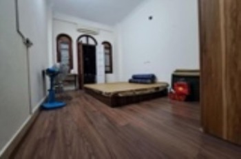Bán nhà mặt phố Trung Kính - Ô tô tải 5 tấn - Vỉa hè 2 bên - 14 tỷ