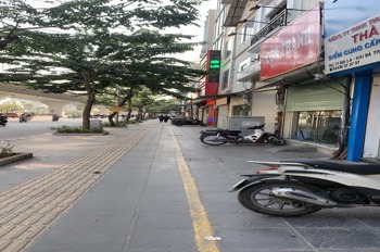 Bán Nhà Mặt Phố Đại La - 2 Bà Trưng - 55m2 - 5 Tầng - Giá 29.7 Tỷ