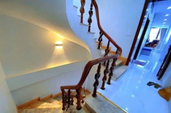 Bán nhà Trung Kính - Ngõ to, kinh doanh sầm uất, giá 14.8 tỷ