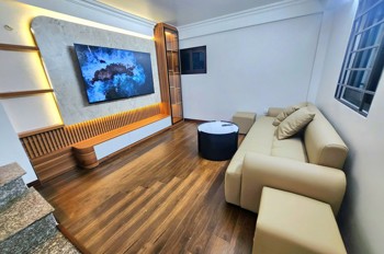 Nhà riêng Kim Giang, ô tô con đỗ cửa, Thang máy, Full đồ, 60m*7 tầng, mặt tiền 5m. Giá 14,7 tỷ