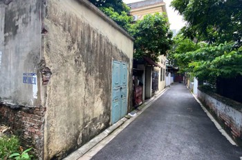 Bán nhanh mảnh đất 42.8 m2 Ngô Xuân Quảng - Gia Lâm, giá 6 tỷ, Liên hệ 0985865658
