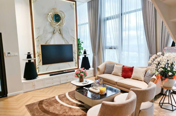 Chạm tay vào đẳng cấp sống” – Siêu phẩm phân lô vỉa hè Văn Quán, – ô tô tránh – chỉ 10,5 tỷ!