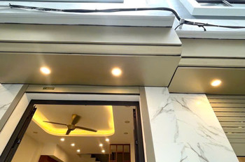 Bán Nhà Lạc Long Quân 72m, 5 tầng, MT 6.5m, Thiết kế hiện đại, đầu đủ nội thất sang xin!