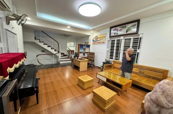 Bán nhà lô góc Trung Kính 78m², 6 tầng, Mặt tiền 12.5m - 35 tỷ