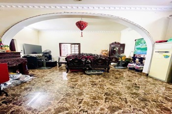 Bán nhà mặt phố Tôn Đức Thắng, Đống Đa - 45m2, 31.8 tỷ - Vị trí kinh doanh đắc địa
