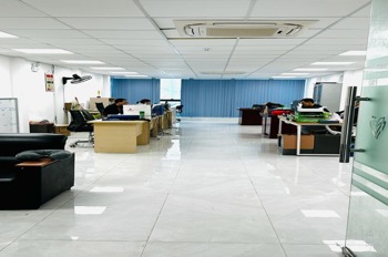 Bán Building Văn Phòng 7 Tầng Trung Kính - Dòng Tiền 70Tr/Tháng - Giá 47 Tỷ