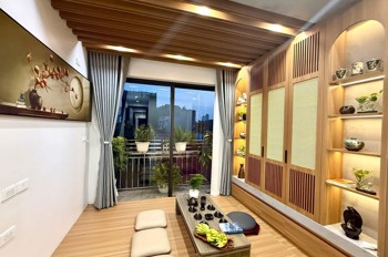 Bán nhà đẹp 45m2 6 tầng thang máy Lê Thanh Nghị, ô tô đỗ cửa, vỉa hè thông thoáng