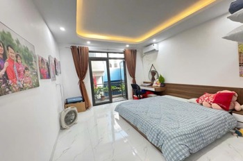 Bán nhà mặt phố Đông Các, Đống Đa - 72m2, Giá 31 tỷ - Vị trí kinh doanh đỉnh cao