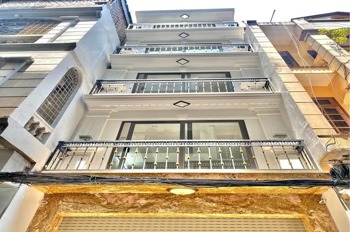 Bán Nhà 5 Tầng, 50m², Thang Máy, Gần Ô Tô - Giá 11 Tỷ