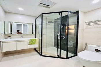 Bán nhà Cầu Giấy 6 Tầng, Thang Máy, 30m ra Phố Khúc Thừa Dụ - Giá 16.95 tỷ