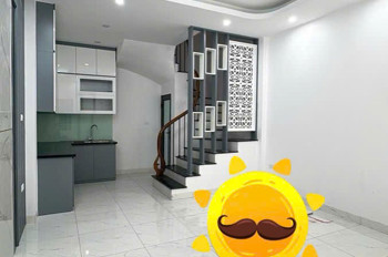 Bán nhà Nguyễn Ngọc Nại, Thanh Xuân - 38m x 6 tầng 8,8 tỷ - Ba bước ra Ô tô tránh - Khu phân lô dân