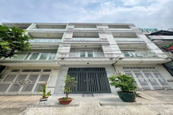 Bán Gấp Nhà Phố Mặt Tiền Quận 6: 4 Tầng, View Công Viên, Giá Tốt