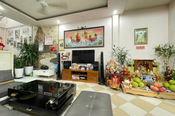 12,2 Tỷ: Nhà 4 tầng, 54m nở hậu, MT 5m; 15m ra phố Kim Giang; ô tô qua nhà; kinh doanh quá đẹp