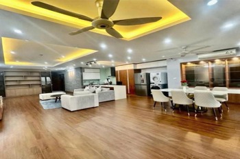 Bán Tòa Nhà Văn Phòng Vip Trung Kính - 100m2, Mặt Tiền 7m, Giá 52 Tỷ