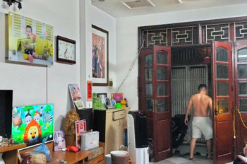 11,2 Tỷ: nhà 4 tầng, 49m nở hậu, MT 4m; 15m ra phố Kim Giang; ô tô qua nhà; kinh doanh quá đẹp