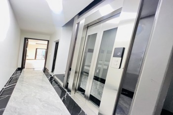 Bán nhà phố Đống Đa - Đông Tác 5 tầng, thang máy, full nội thất, 10m ô tô