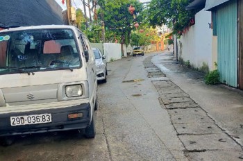 Nhà mới Kẻ Vẽ 40m2, 5 tầng, lô góc, sân để ô tô riêng